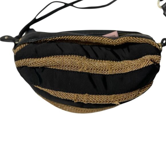 RARE Vintage Y2K Juicy Couture Black
PU and Straw barrel bag Crossbody - Picture 2 of 14